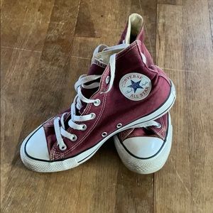 Lightly worn maroon converse high tops 8